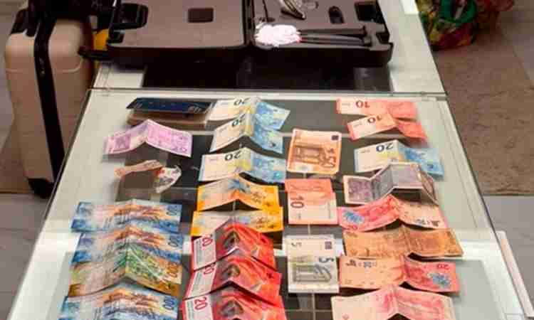 MPCE/Gaeco cumpre mandados de busca e apreensão no Cariri em apoio à operação do MP de Pernambuco que investiga fraude em licitações